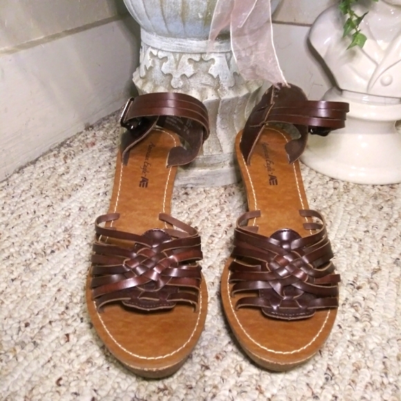 3/$18 American Eagle Brown Boho Faux Leather Espadrille Cork Platform Sandals - Picture 2 of 11
